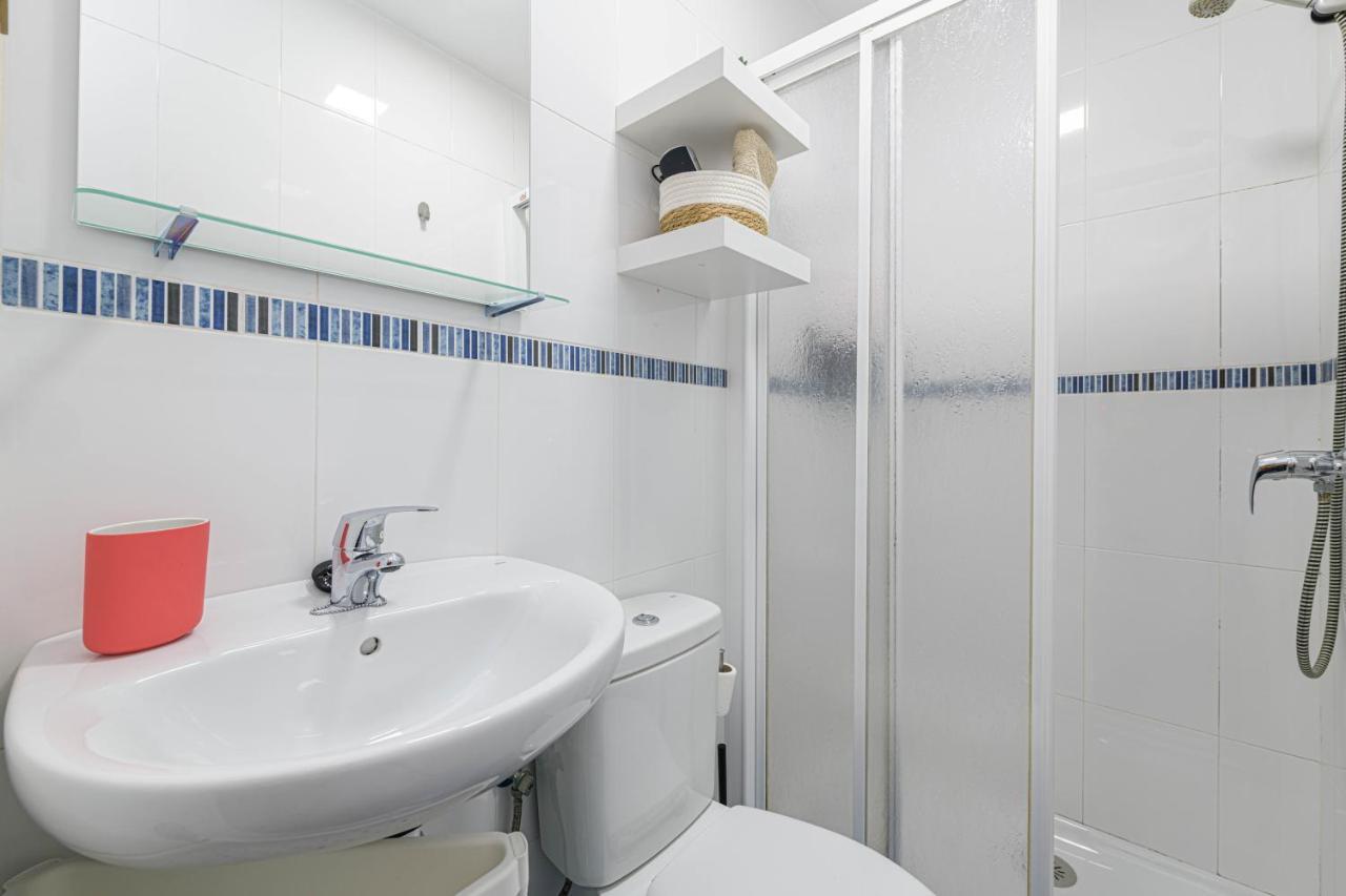 Wintowinrentals Coqueto Apartamento En El Centro De Málaga Exteriör bild