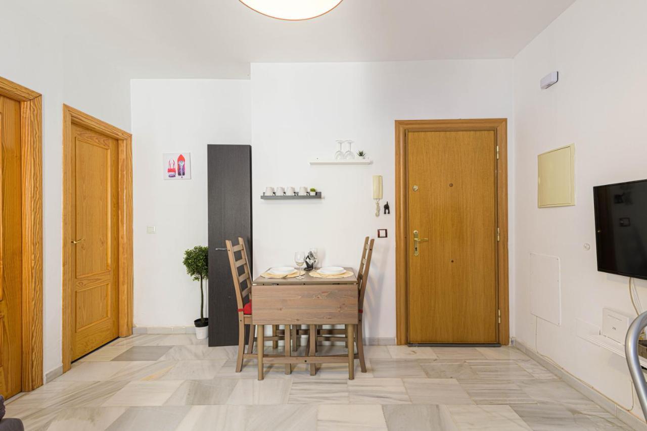 Wintowinrentals Coqueto Apartamento En El Centro De Málaga Exteriör bild