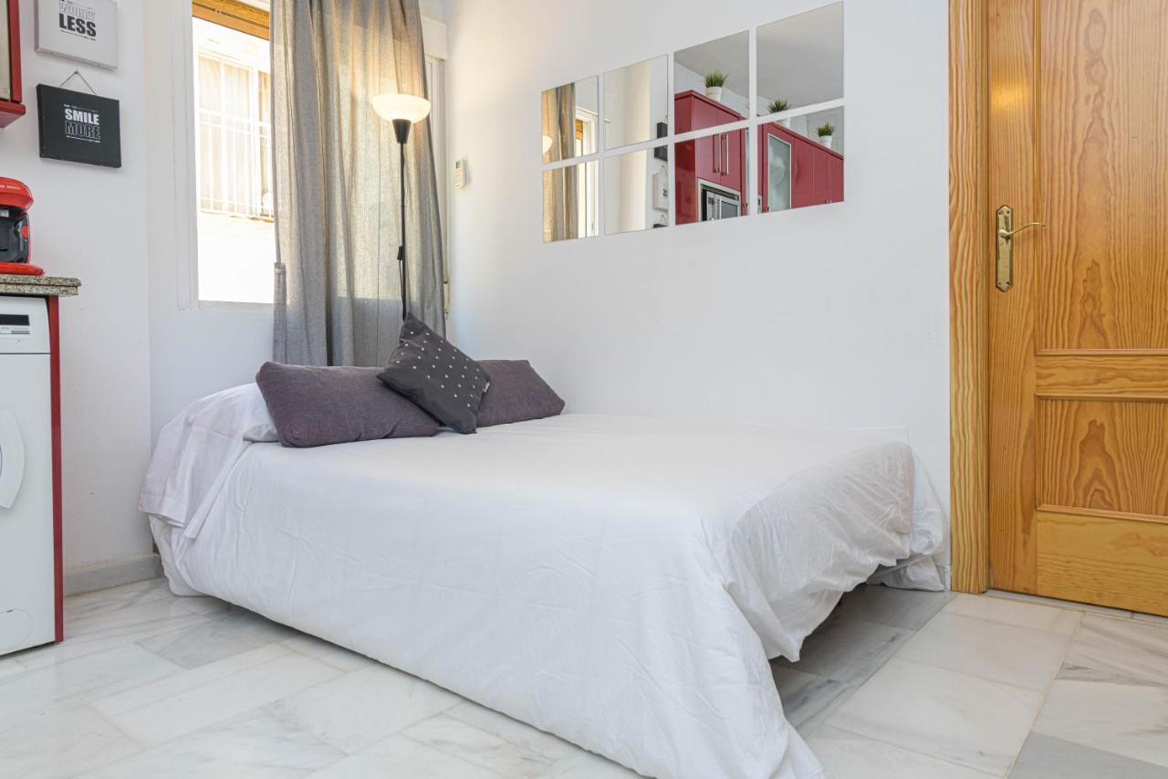 Wintowinrentals Coqueto Apartamento En El Centro De Málaga Exteriör bild